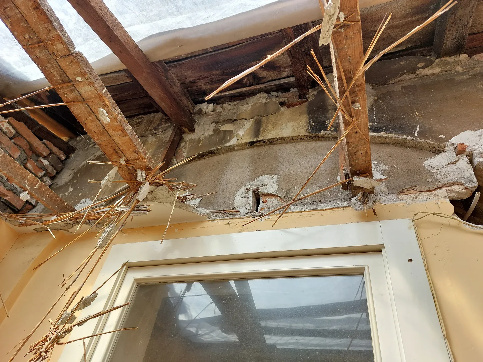 Restauro Storico Studentato Via Petroni